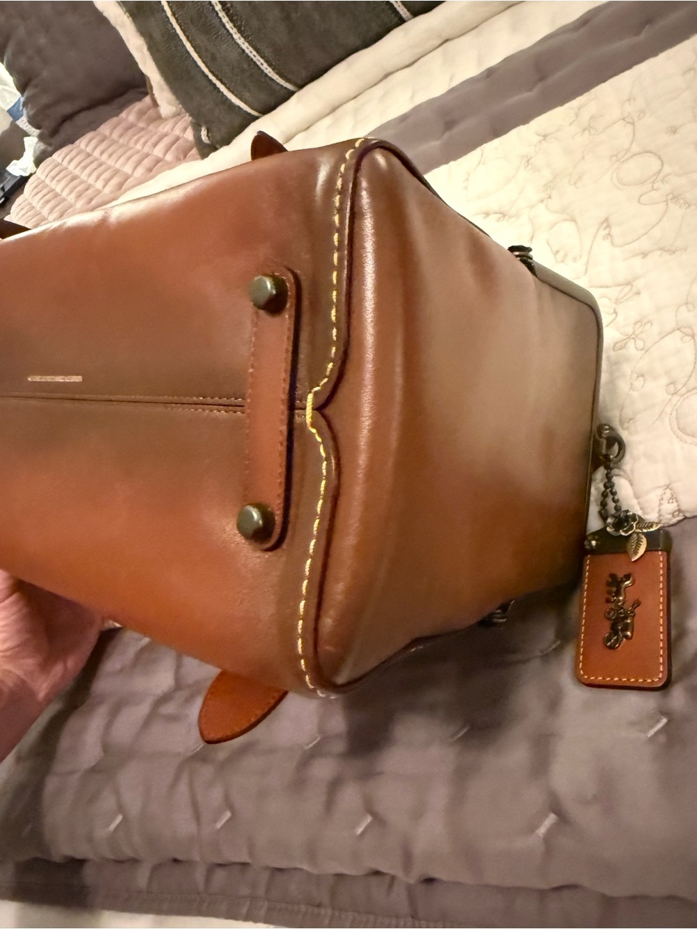 EUC Coach Mailbox Bag 1941 Saddle - Picture 11 of 15